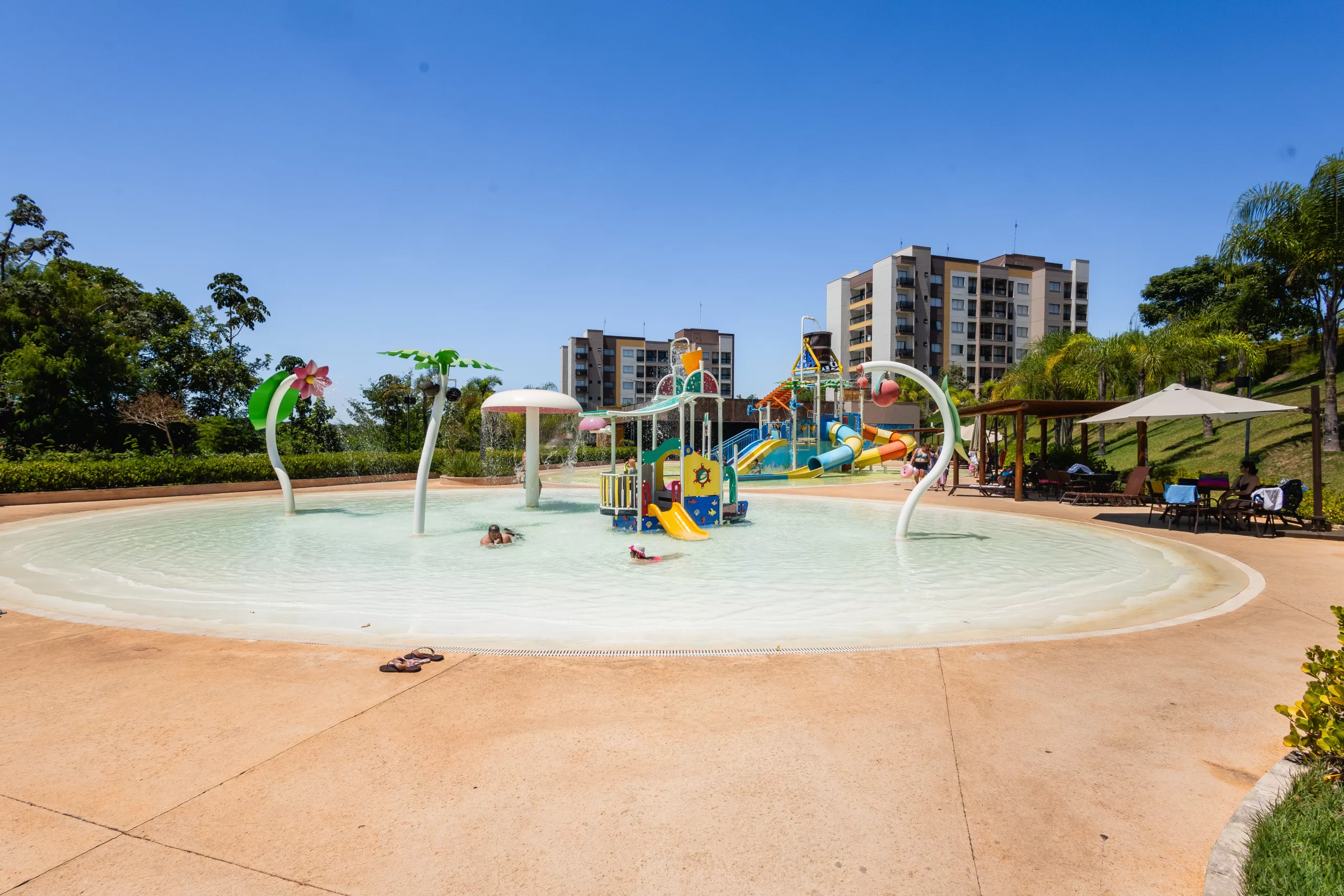 Praias do Lago Eco Resort - Image 2