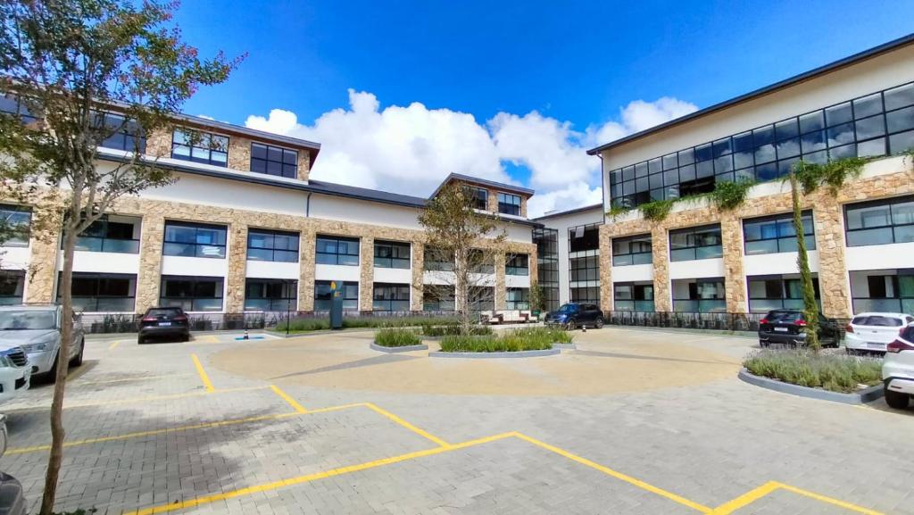 Wanderlust Experience Hotel - Image 1